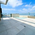 Apt 2704