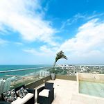 Apt 2704