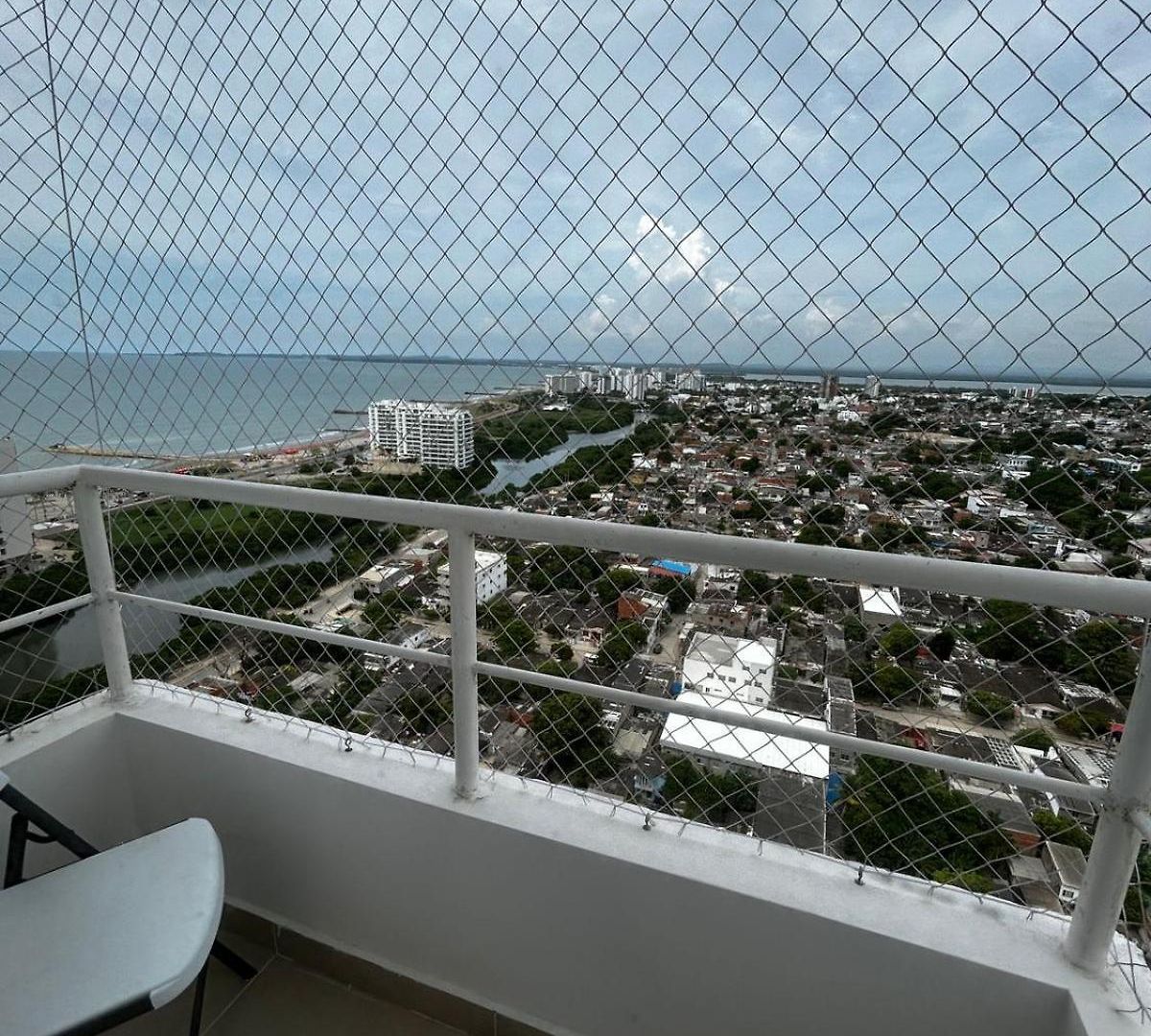 2704 Apartamento *