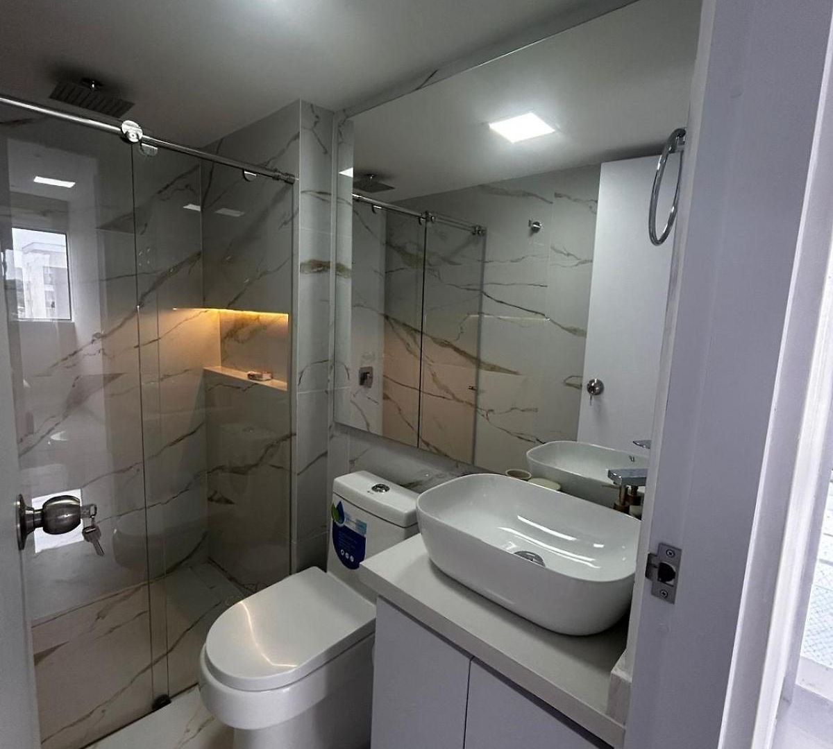 2704 Apartamento *