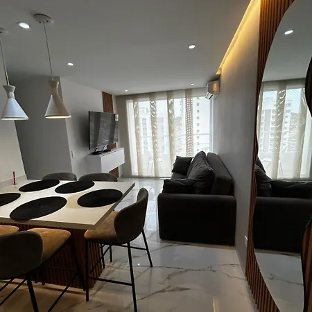 2704 Apartamento *