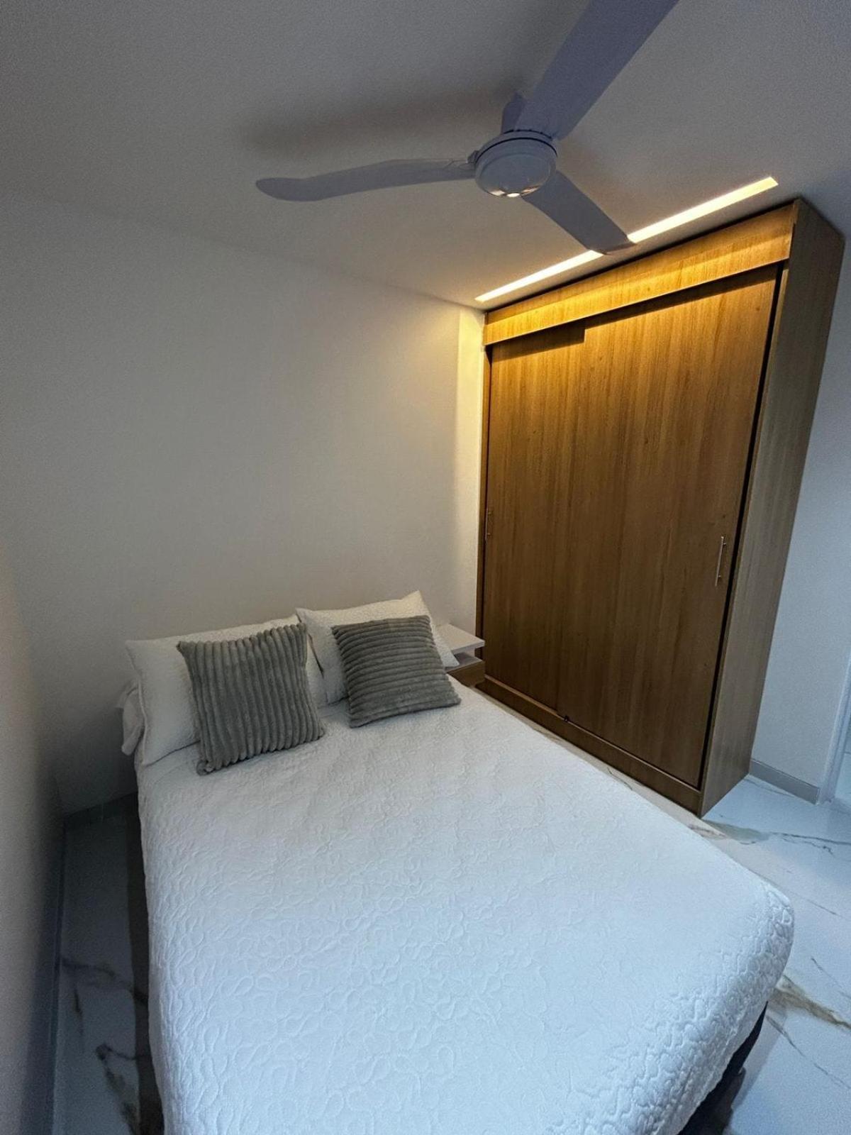 Apartamento 2704 *